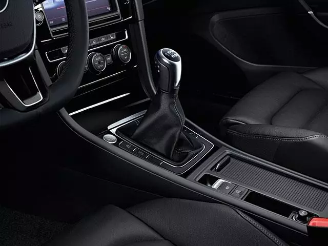 Gear Shift Knob 5G0-064-230 - View 2