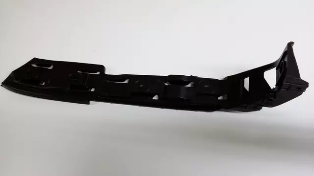 Bumper Guide 1K9-807-375