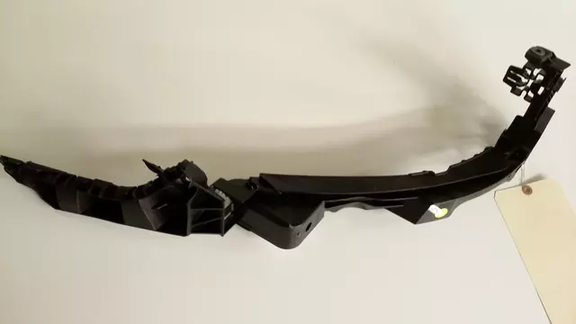 Bumper Guide 1K9-807-572-D - View 4