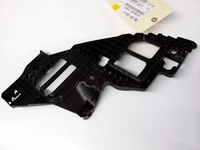 Bumper Guide 5K0-807-228-A - View 4