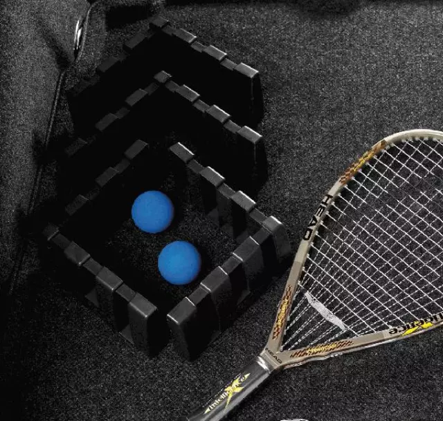 Heavy Duty Trunk Liner With Cargo Blocks 561-061-166-469 - View 2