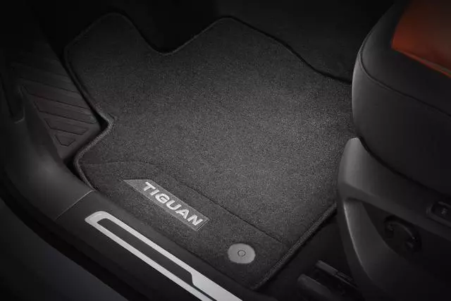 Mojomats With Tiguan Logo (For 5 5NN-061-370-WGK - View 4