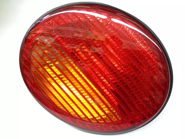 Tail Lamp Assembly 1C0-945-172-D - View 8