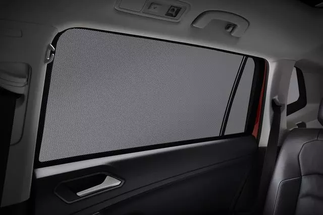 Rear Sunshades 5NN-064-365 - View 6