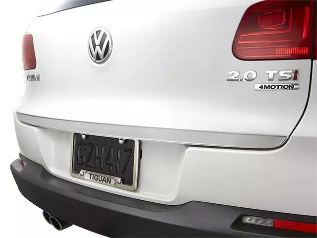 Chrome Look Rear Accent Strip 5N0-071-360 - View 3