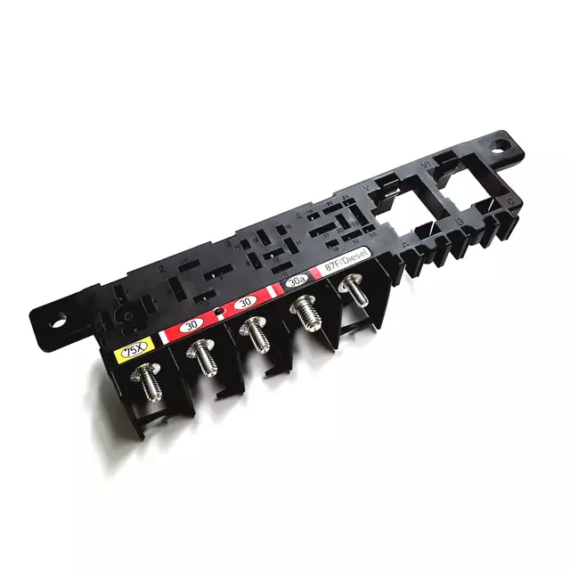 Relay & Fuse Plt 8L0-941-822 - View 3