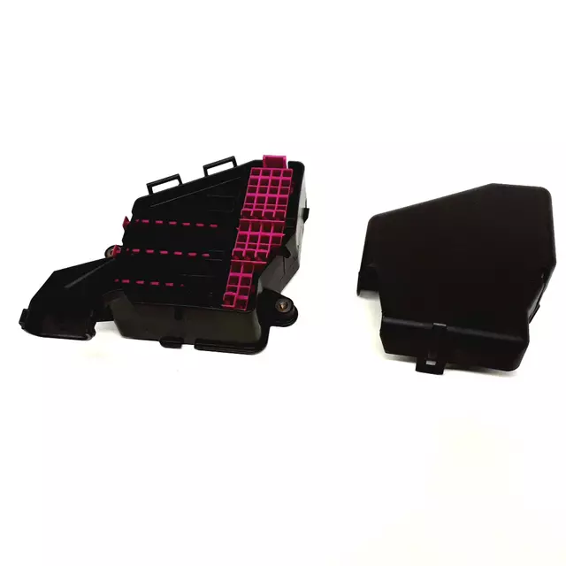 Fuse Box 8D1-941-824