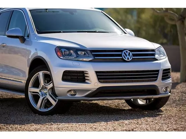 Under 7P0-071-608-96D - View 2