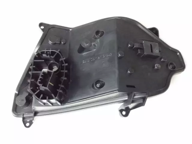 Socket Plate 5C5-945-257 - View 2