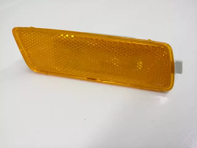 Side Marker Lamp 1K5-945-072-A - View 9