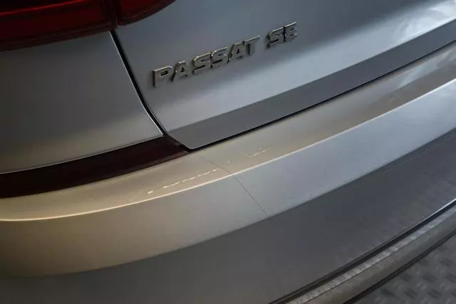 Rear Bumper And Door Cup Paint Protection 3AB-061-193-A - View 4