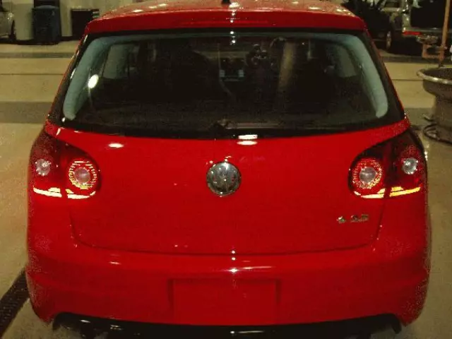 Blackened Tail Lamps 1K0-052-200-N - View 2