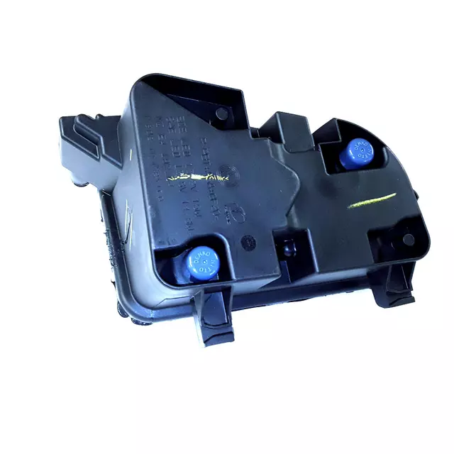 Fog Lamp Assembly 5GM-941-700-A - View 3