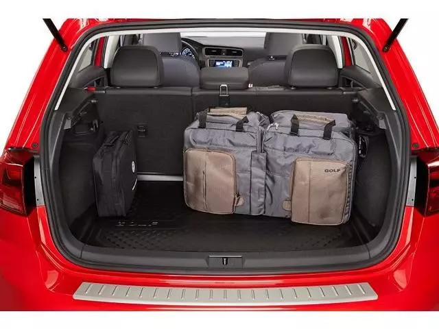 Plastic Trunk Liner, European Style 5G0-061-161 - View 3