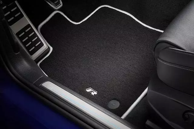 Mojomats Carpeted Mats 5G1-061-325-041