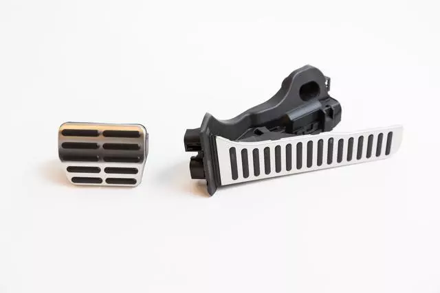 Sport Pedal Cap Set (Automatic) 1K1-064-205-A - View 7