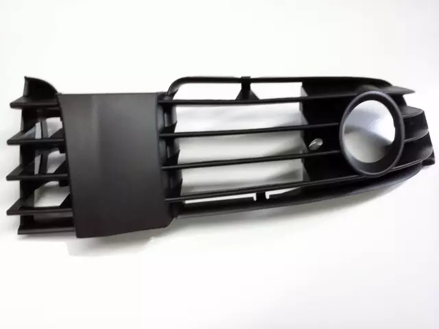 Lower Grille 3B0-853-666-L-B41 - View 9