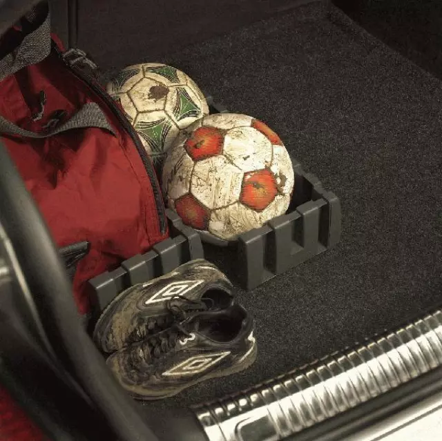 Heavy Duty Trunk Liner With Cargo Blocks 3C5-061-166-469