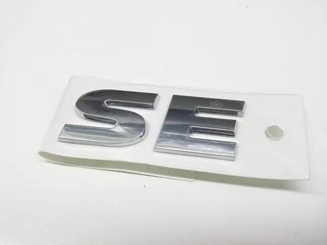 Nameplate 7B0-853-675-B - View 6