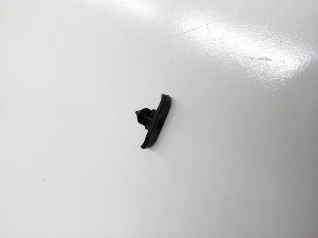 Side Seal Clip 1H0-823-717 - View 34