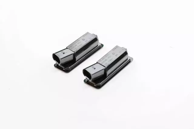 Led License Plate Light 5G0-052-110 - View 3