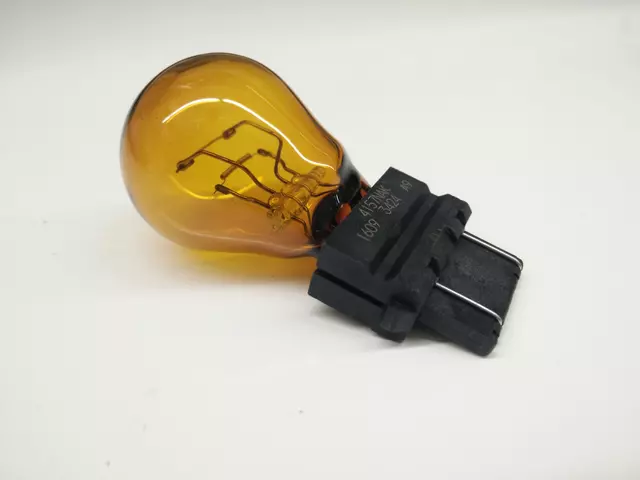 Turn Signal / Parking Light Bulb N-104-759-01 - View 10
