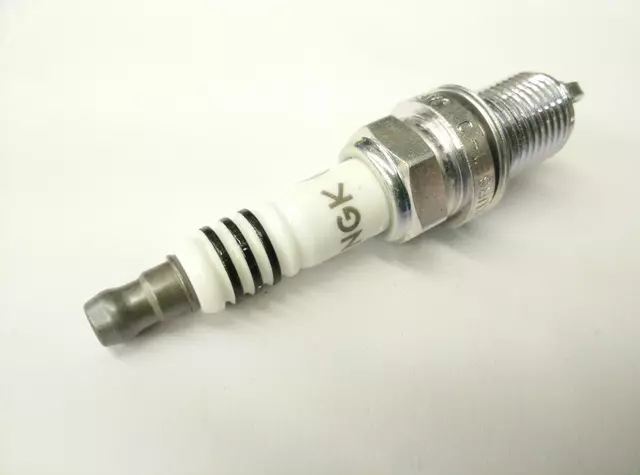 Spark Plug 101-000-033-AA - View 6