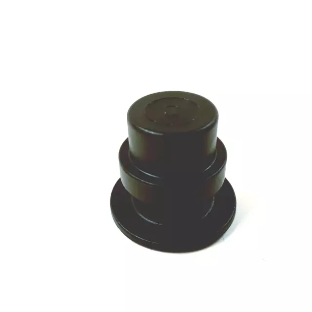 Plug 357-121-140 - View 18