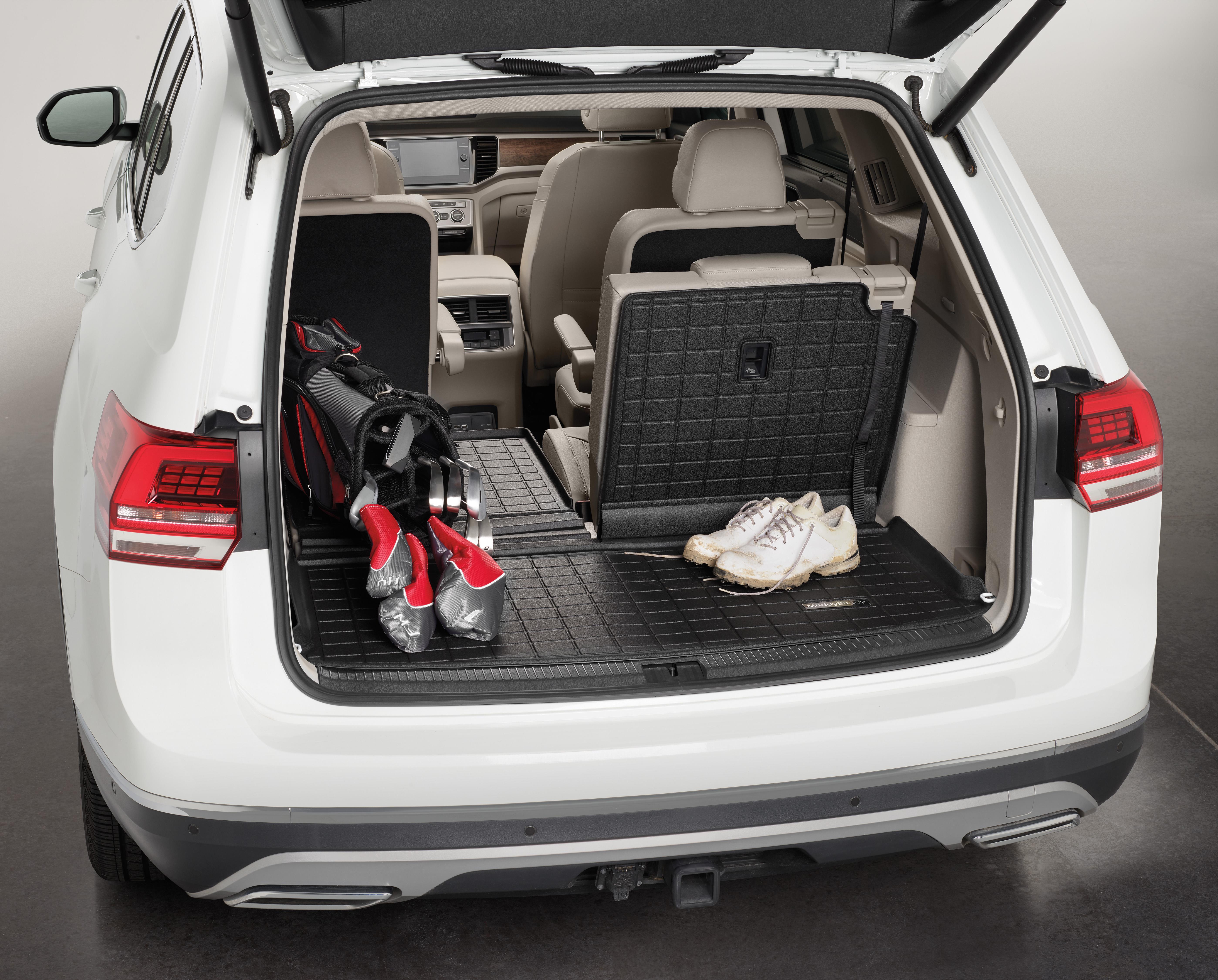 Trunk Liner With Extended Seat Back Cover 3CN-061-161-A - View 2