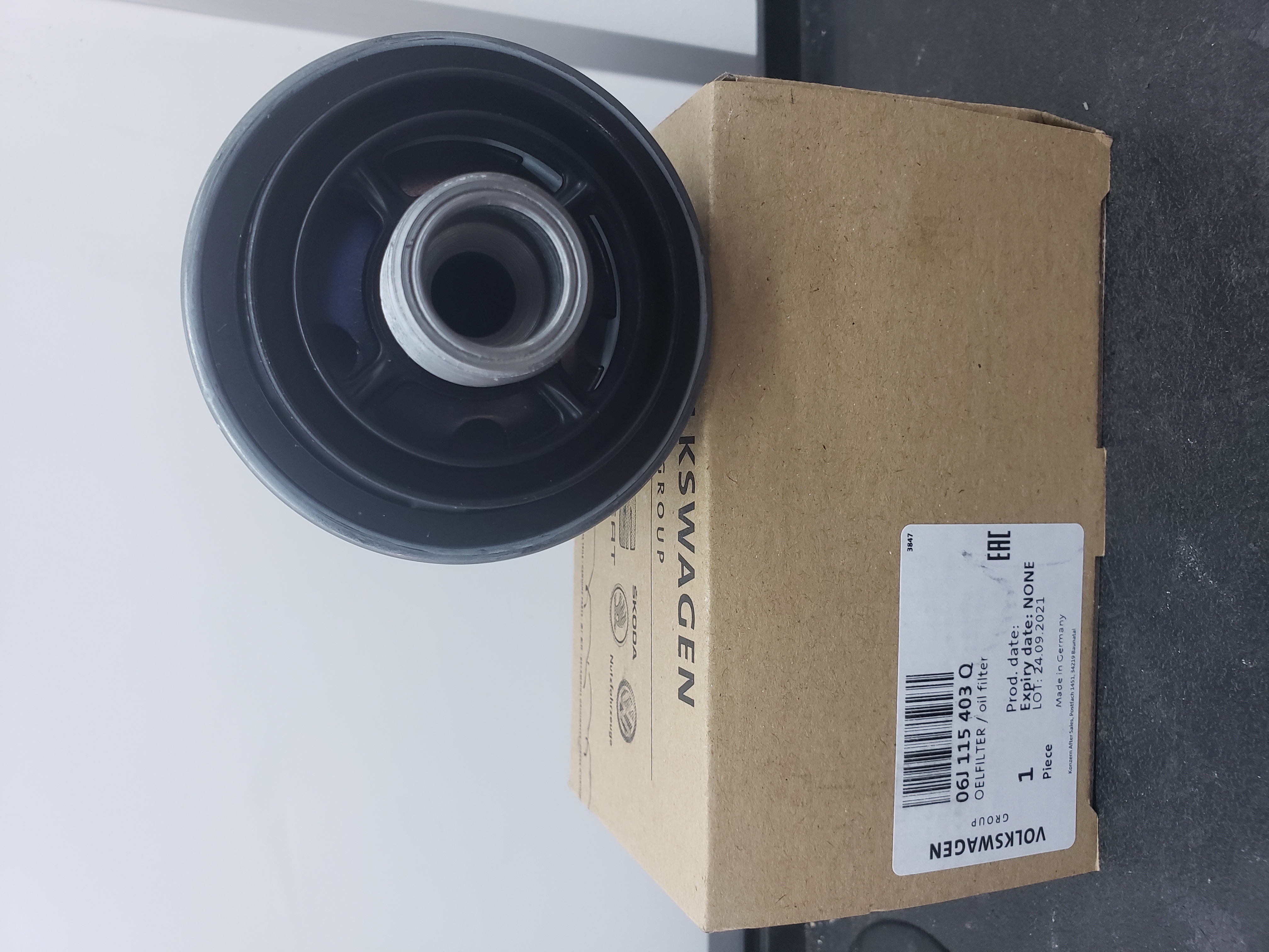 Oil Filter 06J-115-403-Q - View 24