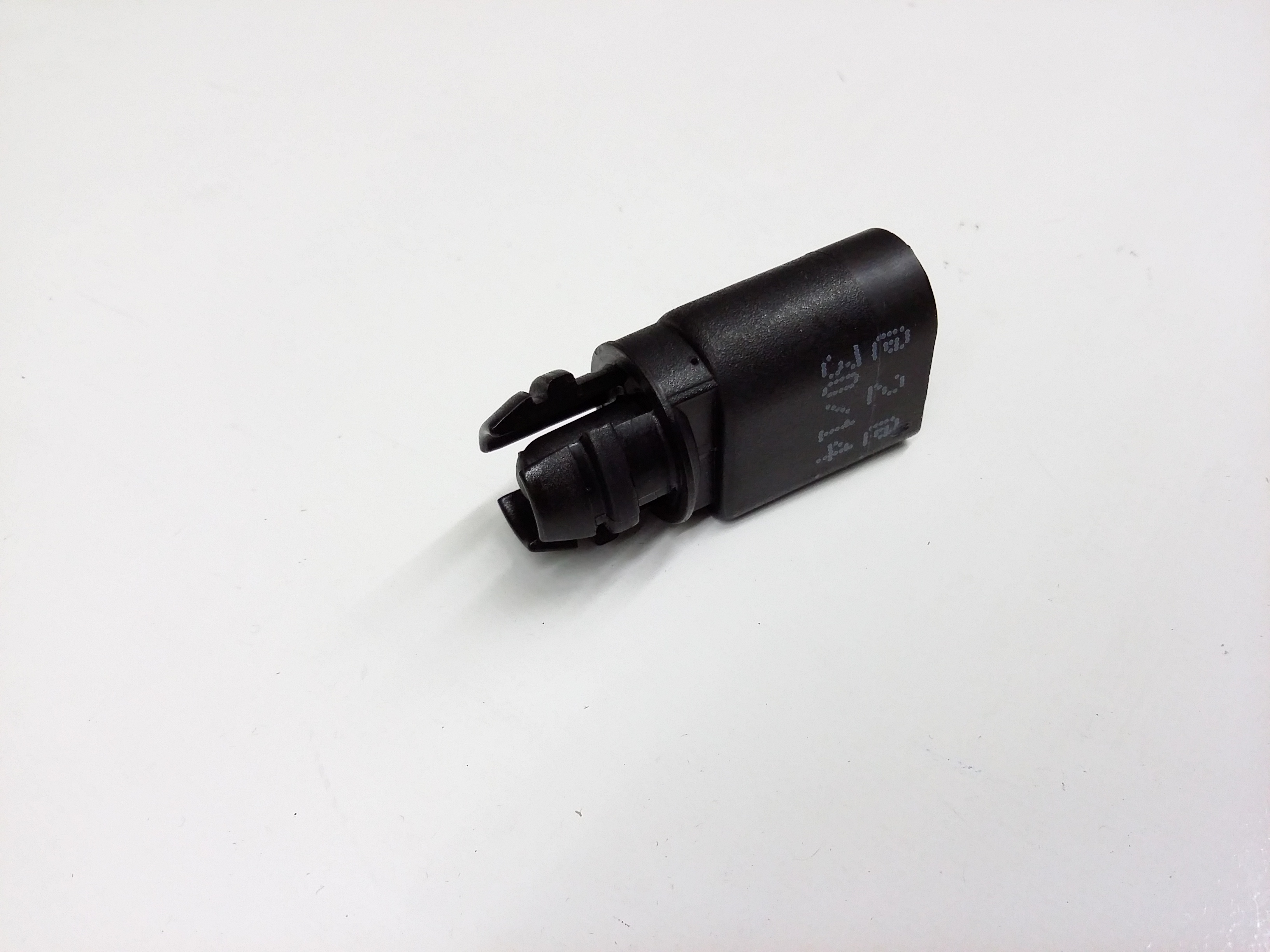 Ambient Temp Sensor 8Z0-820-535 - View 41