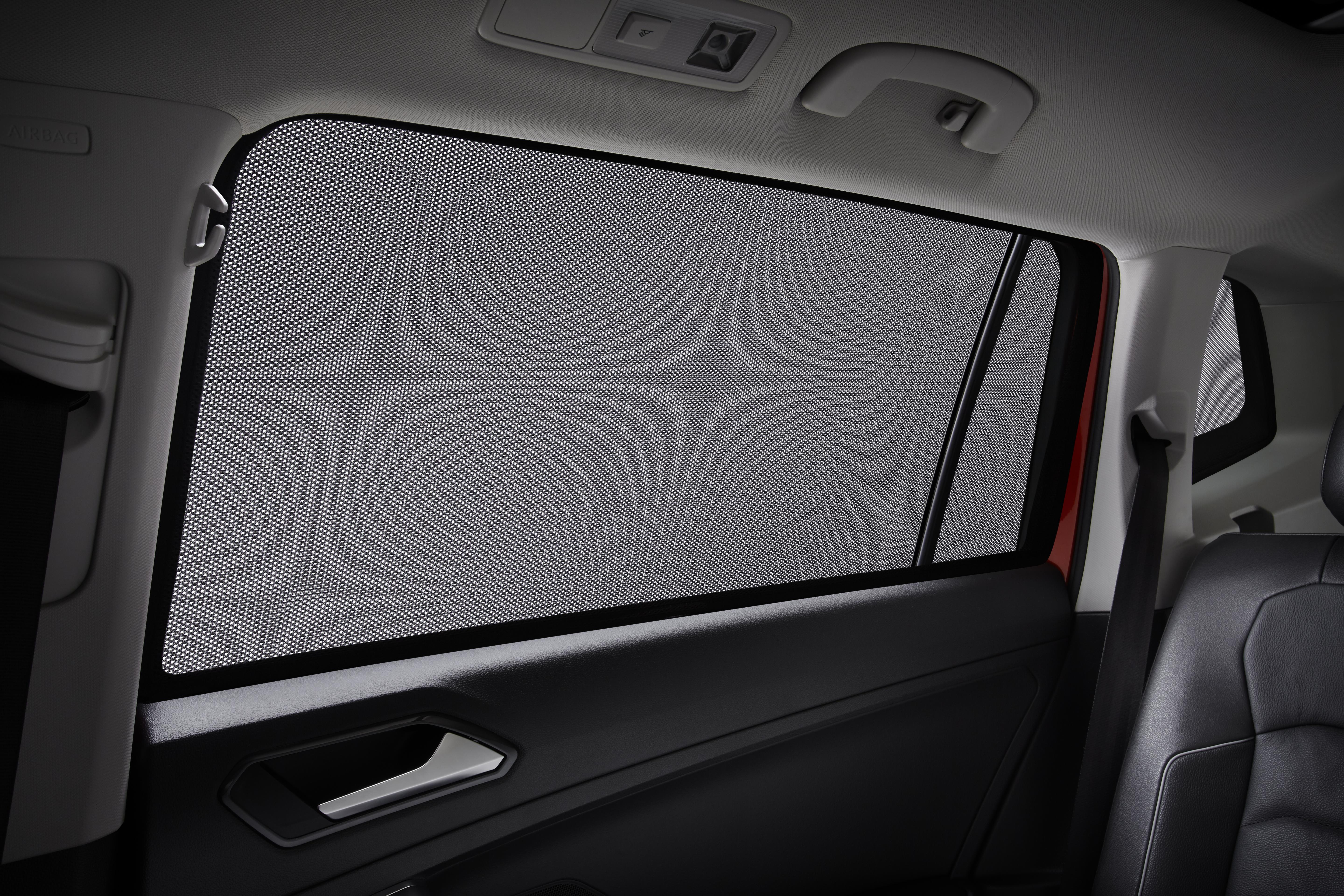 Rear Sunshades 5NN-064-365 - View 4