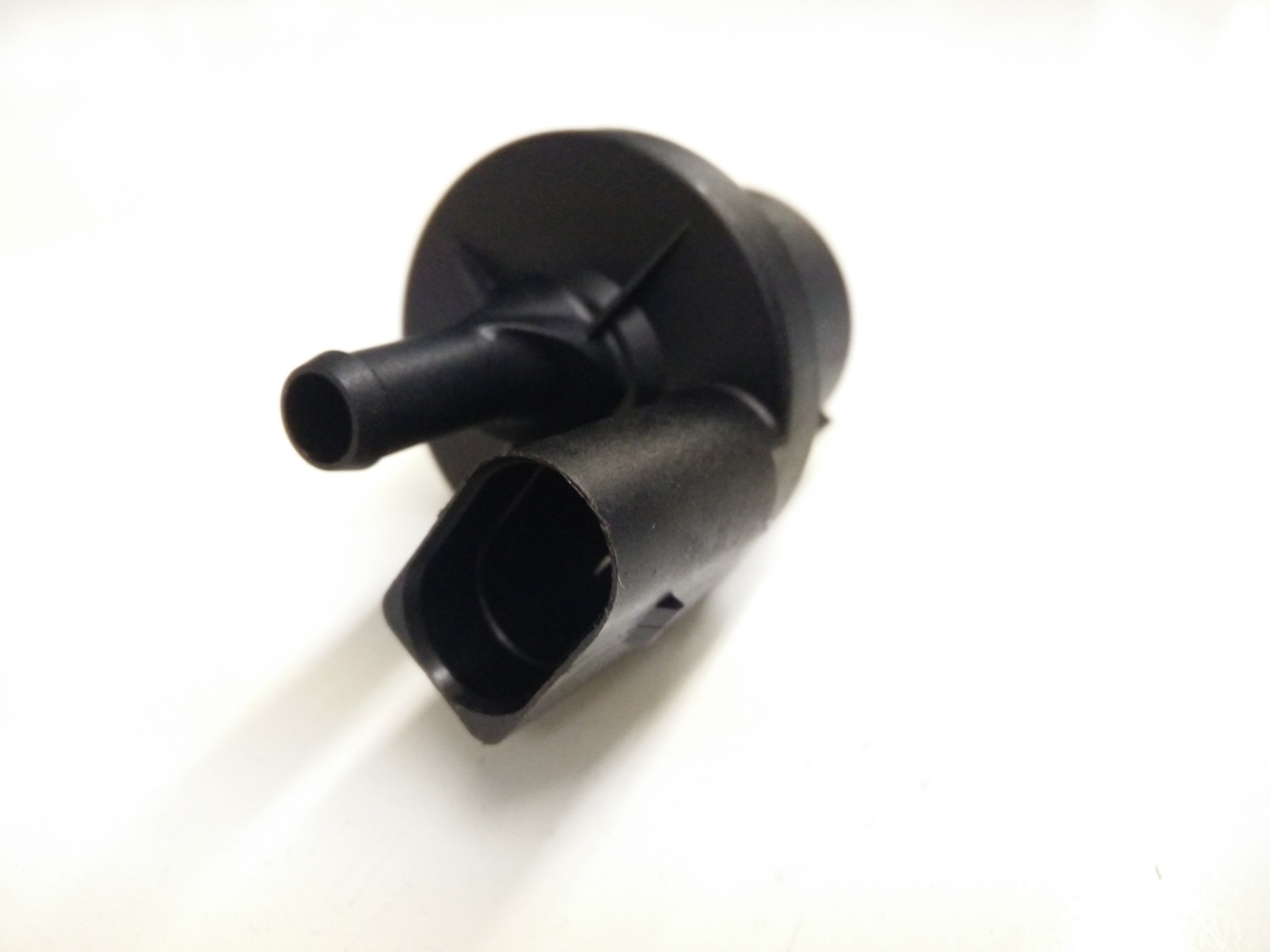 Vapor Canister Purge Solenoid 1C0-906-517-A