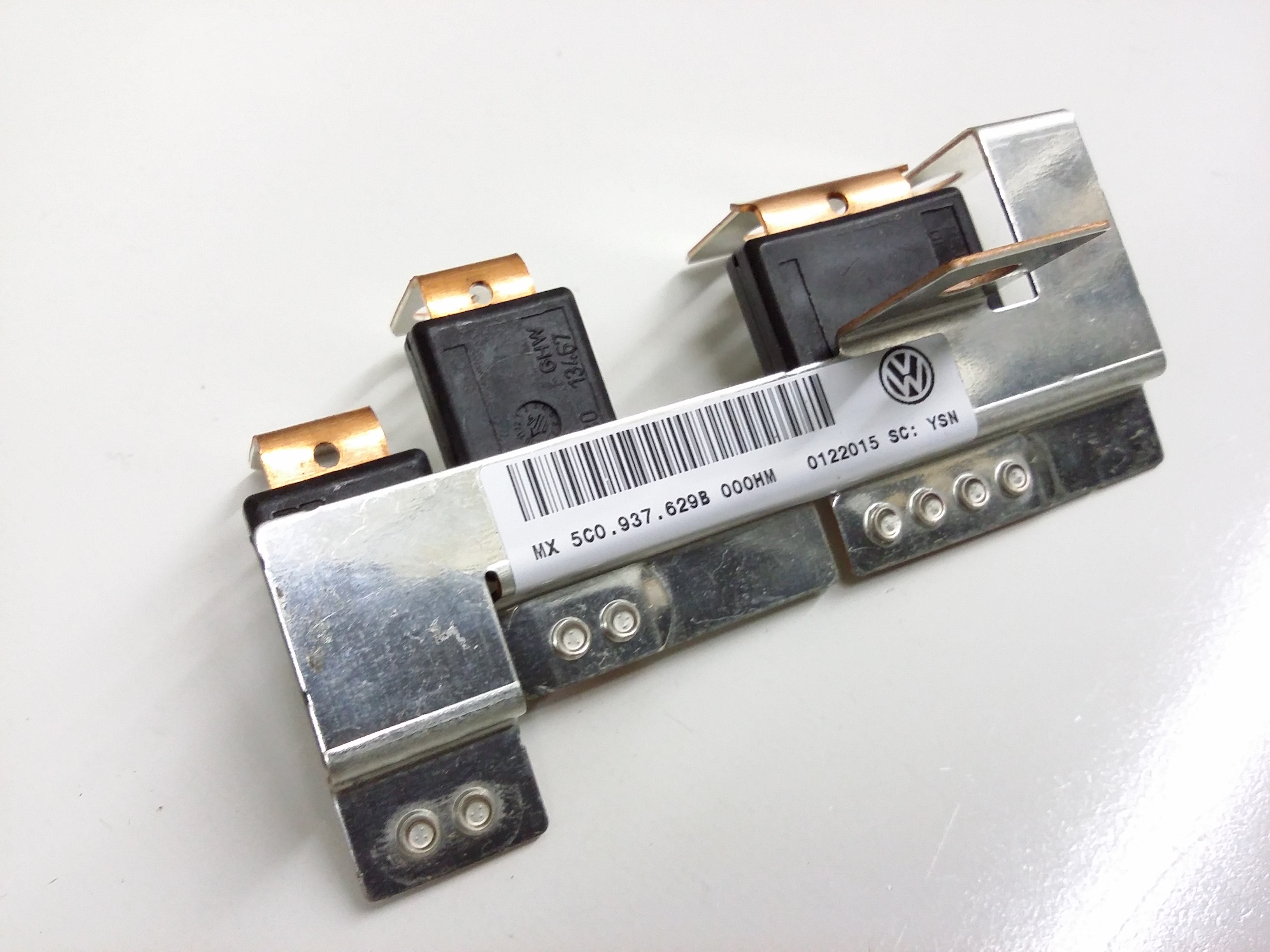 Main Fuse 5C0-937-629-B - View 2