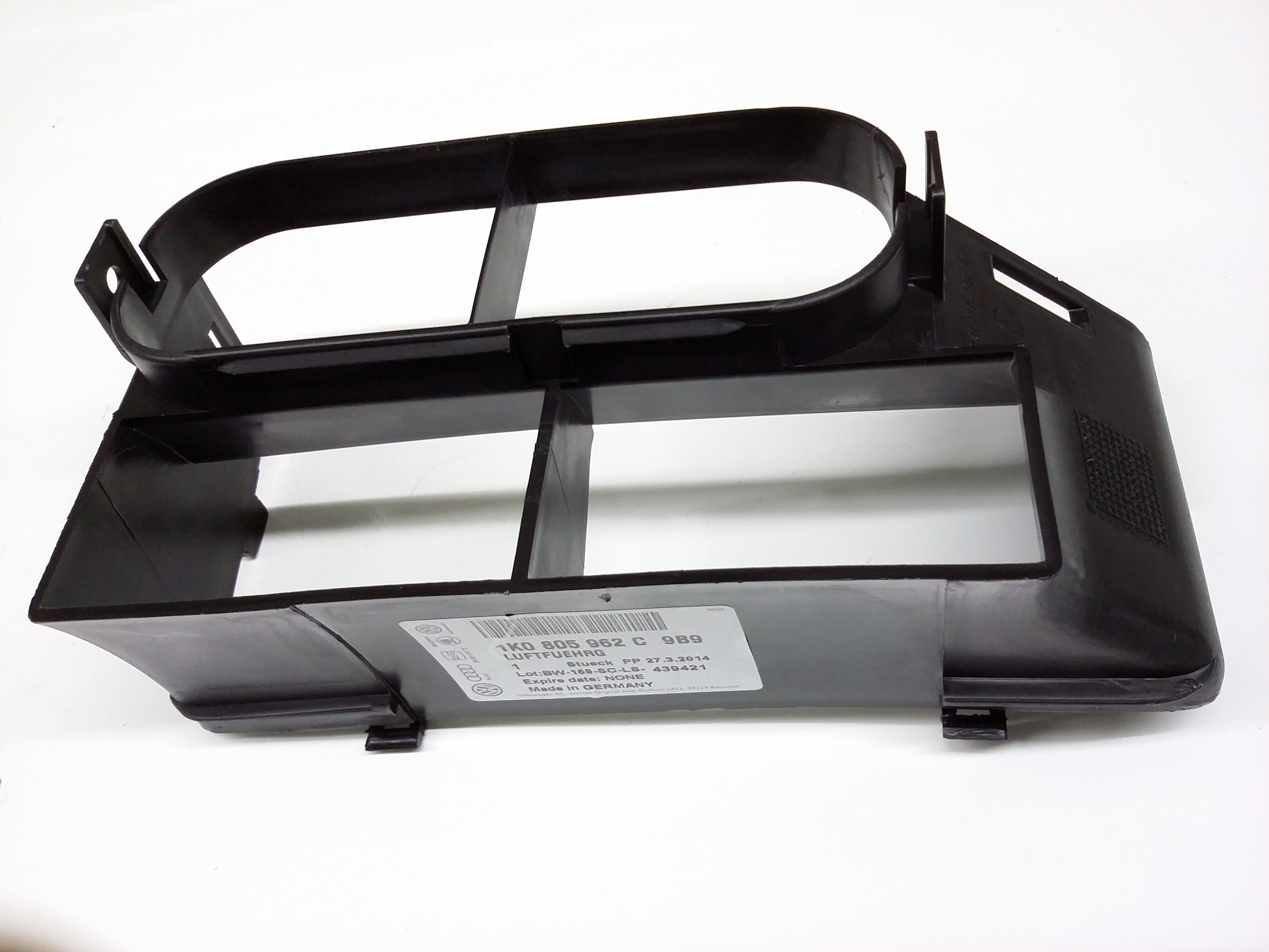 Inlet Connector 1K0-805-962-C-9B9 - View 24