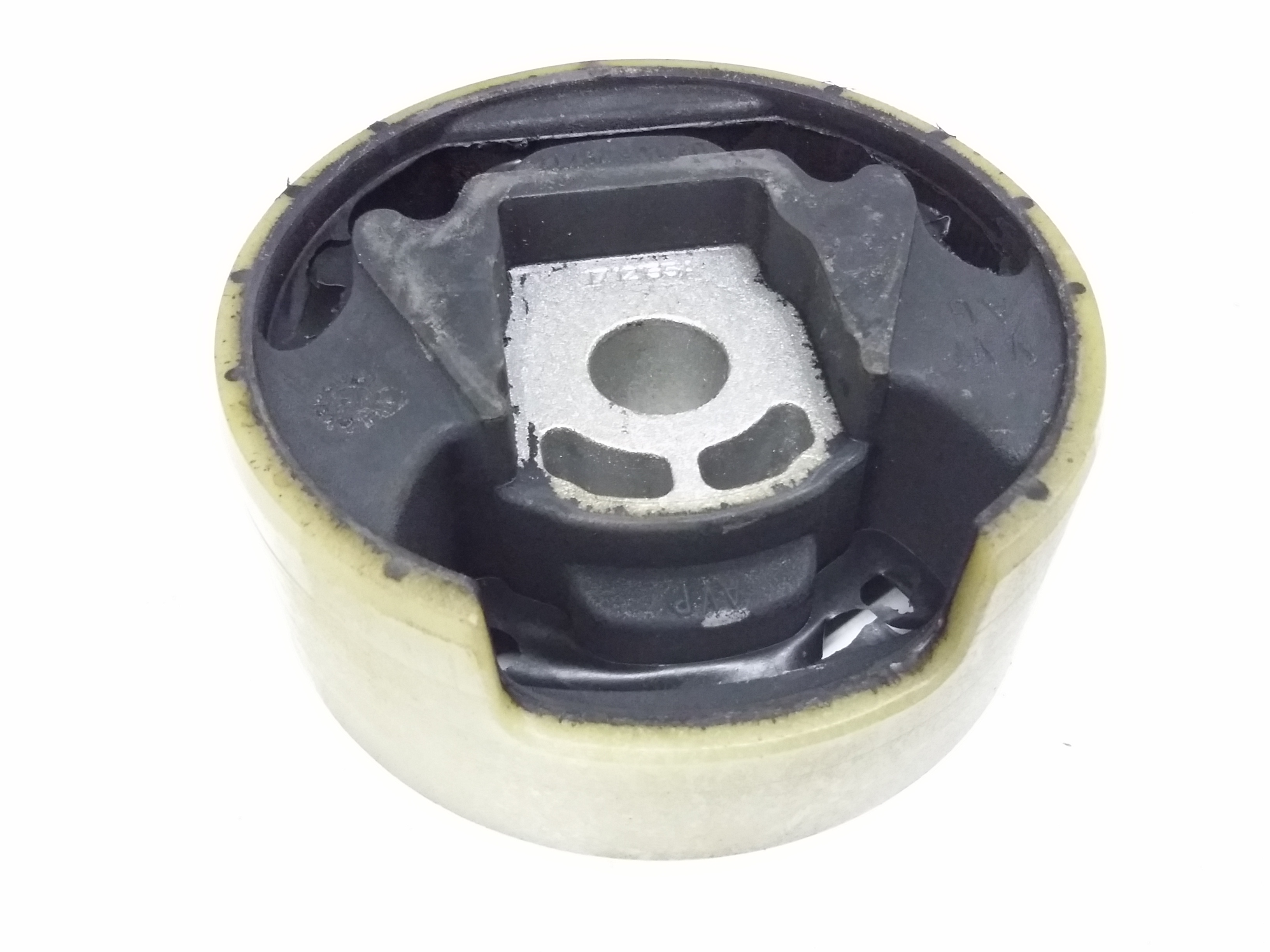 Engine Cradle Lower Insulator 1K0-199-867-Q - View 15