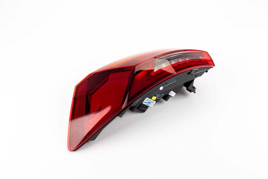 Tail Lamp Assembly 17A-945-096-A - View 6