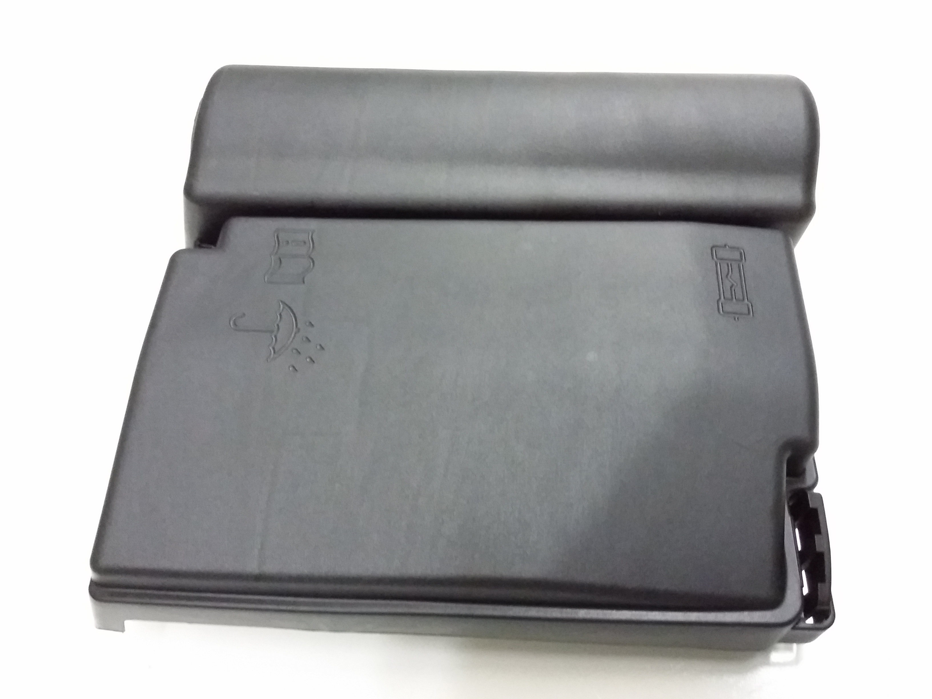 Fuse Box Cover 5C0-937-132-A