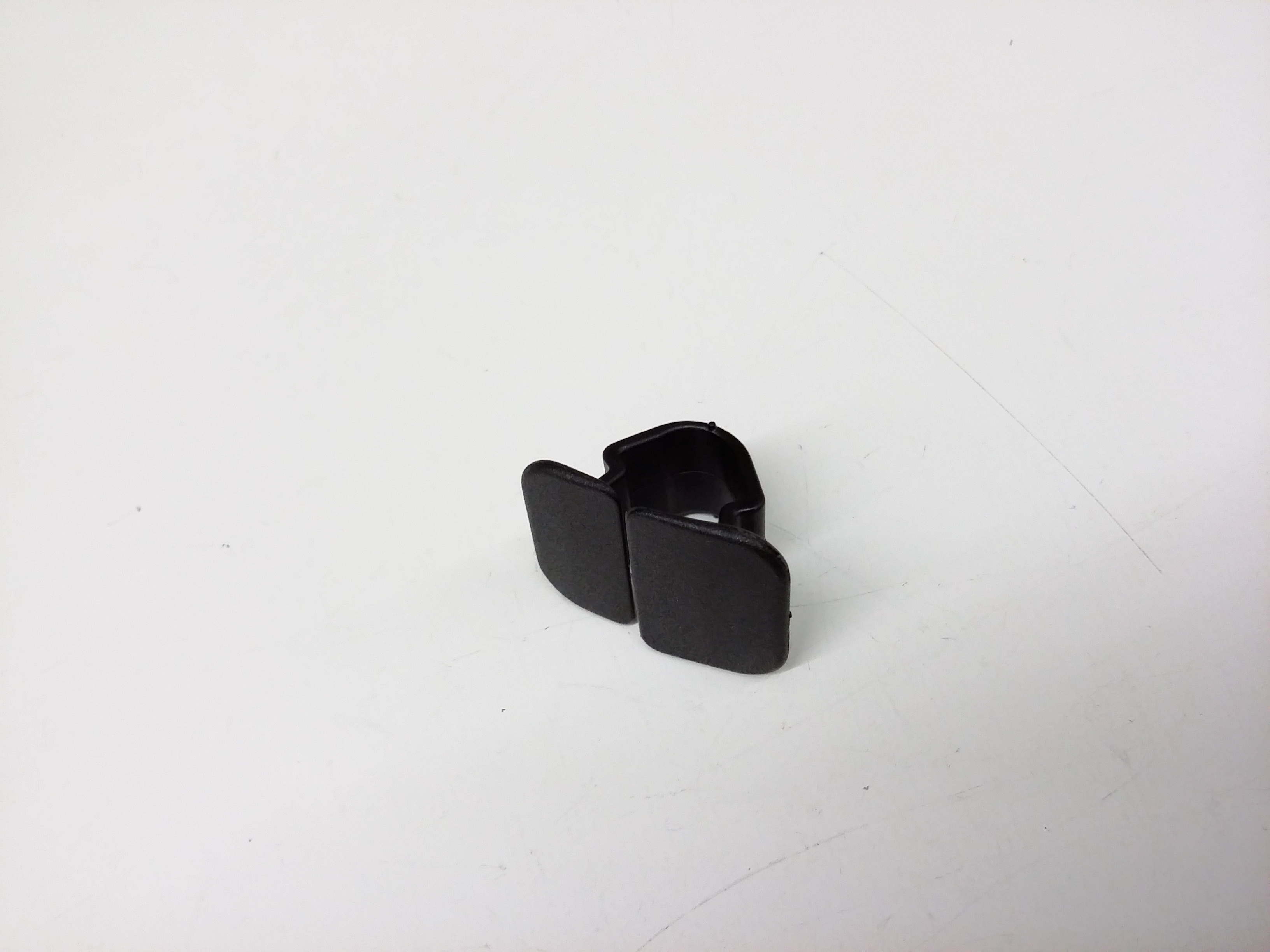 Insulator Clip 1H5-863-849-A-01C
