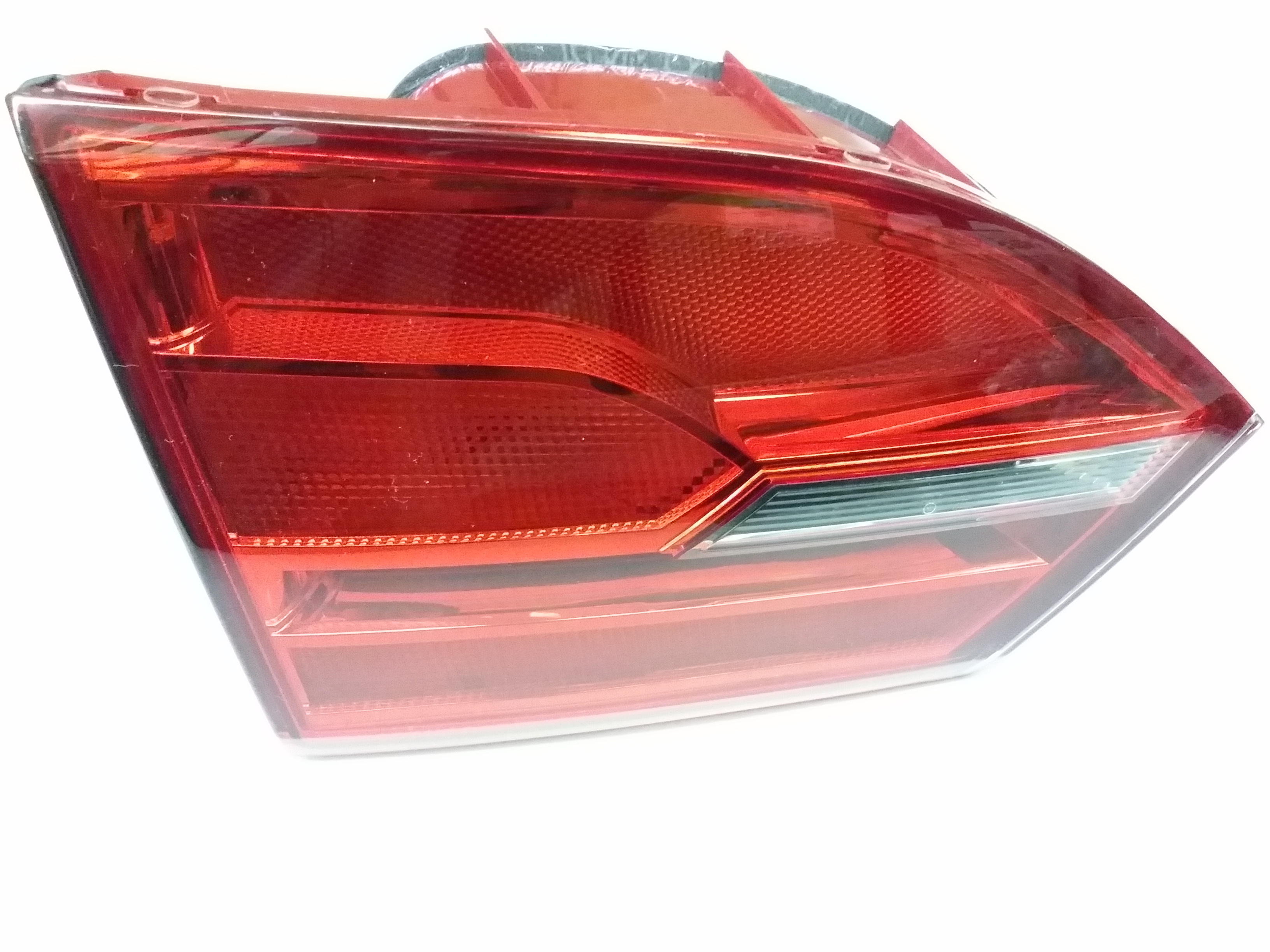 Tail Lamp Assembly 5C6-945-093 - View 3