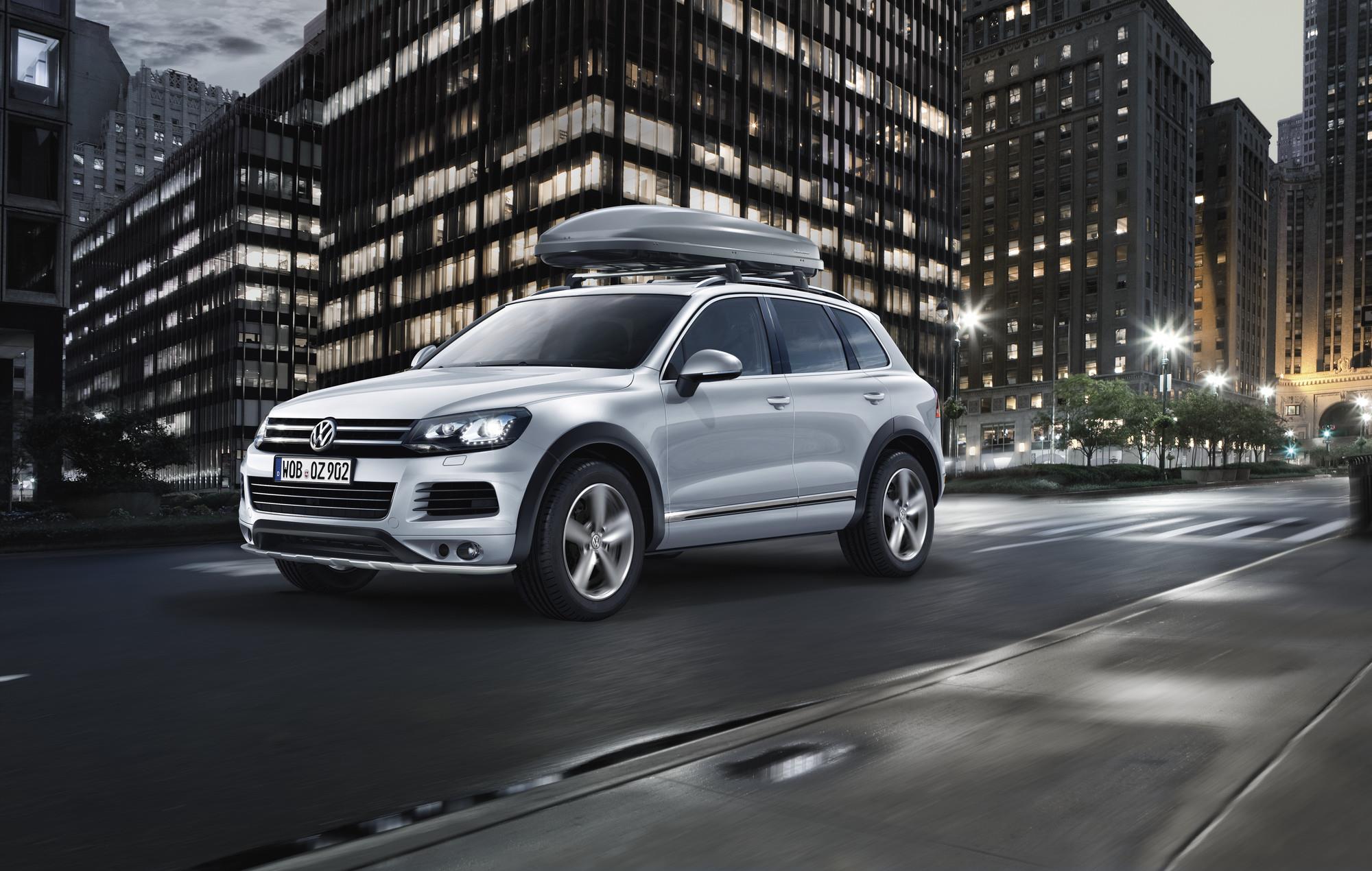 Cargo Box Carrier Attachment 000-071-200-AA - View 10