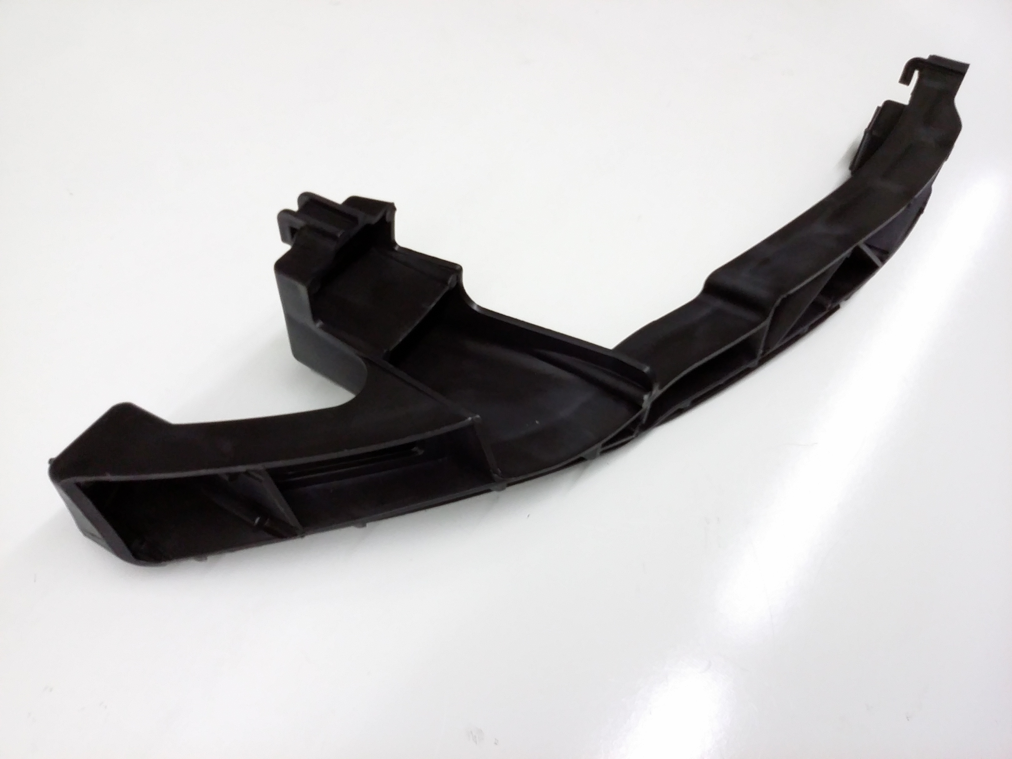 Upper Retainer 1K0-807-889-B - View 17