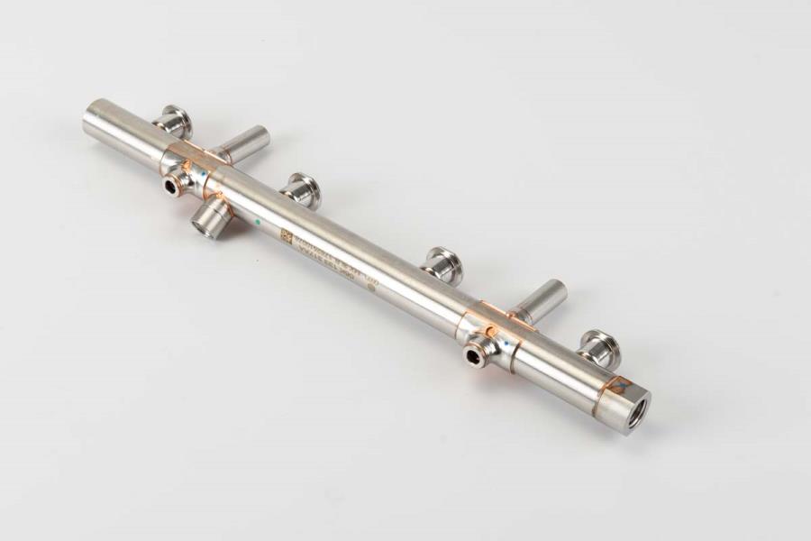 Fuel Rail 06K-133-317-AA - View 2