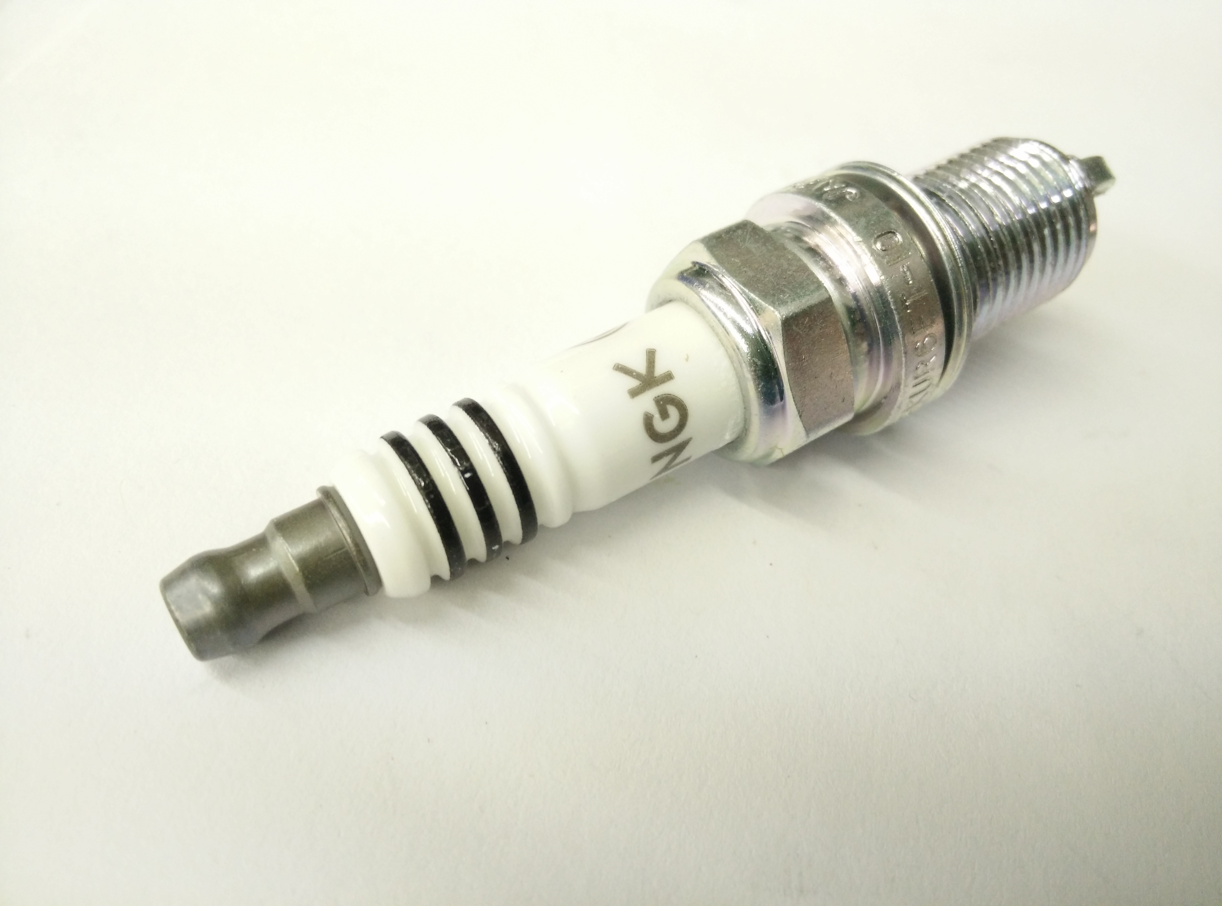 Spark Plug 101-000-033-AA
