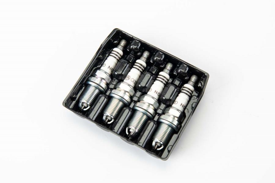 Spark Plug 101-000-033-AA - View 2