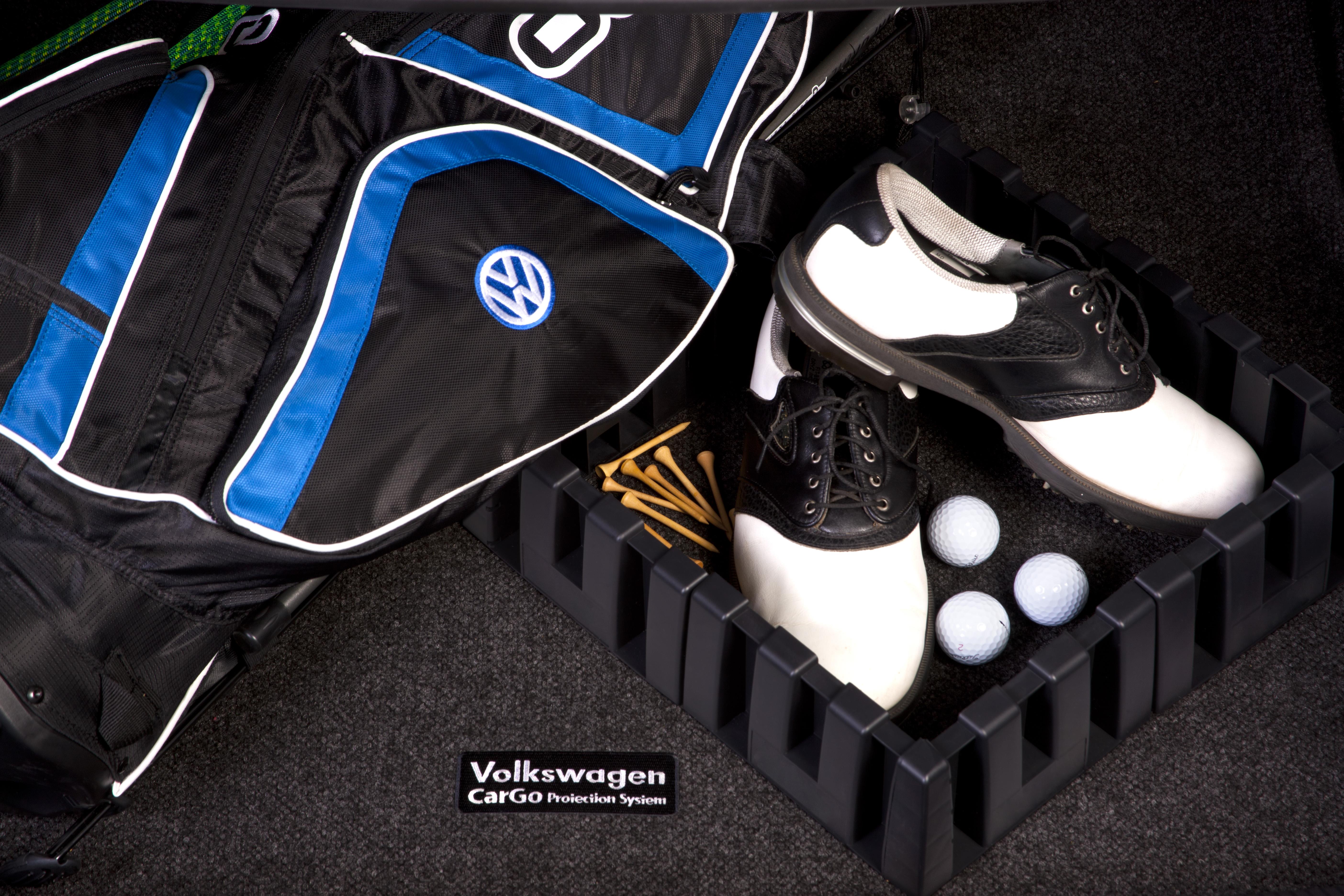 Heavy Duty Trunk Liner With Cargo Blocks 561-061-166-469 - View 5