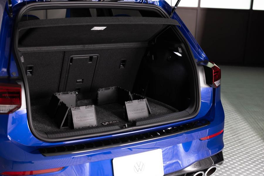 Heavy Duty Trunk Liner With Cargo Blocks 5H0-061-166-469 - View 3