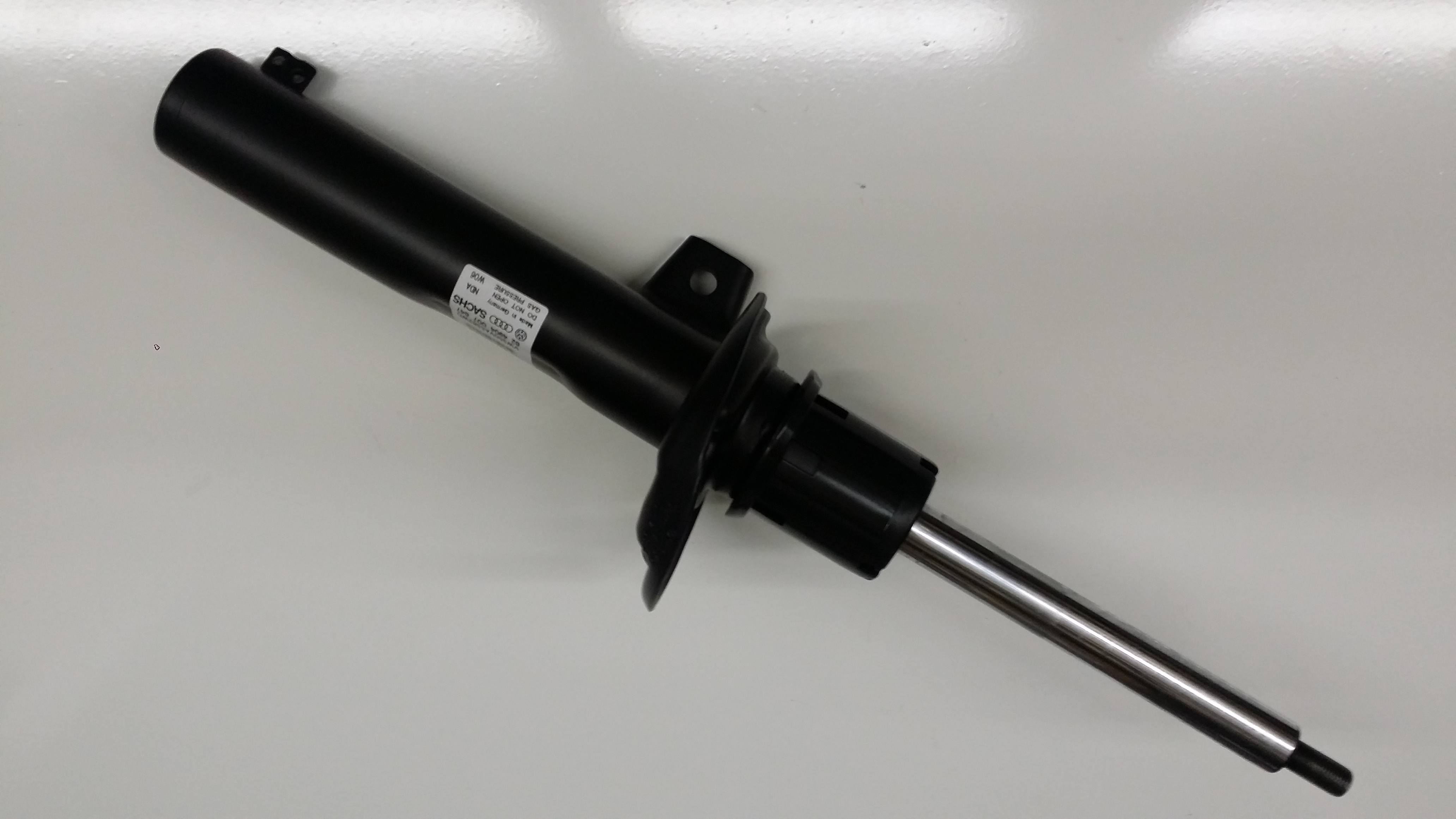 Strut 1T0-413-031-EQ - View 2