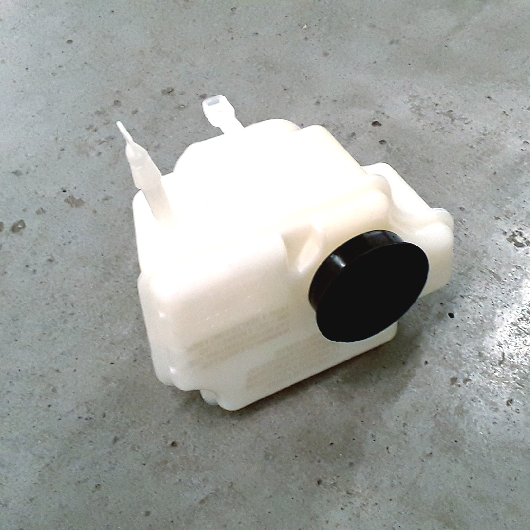 Master Cylinder Reservoir 1K1-611-301-E - View 7