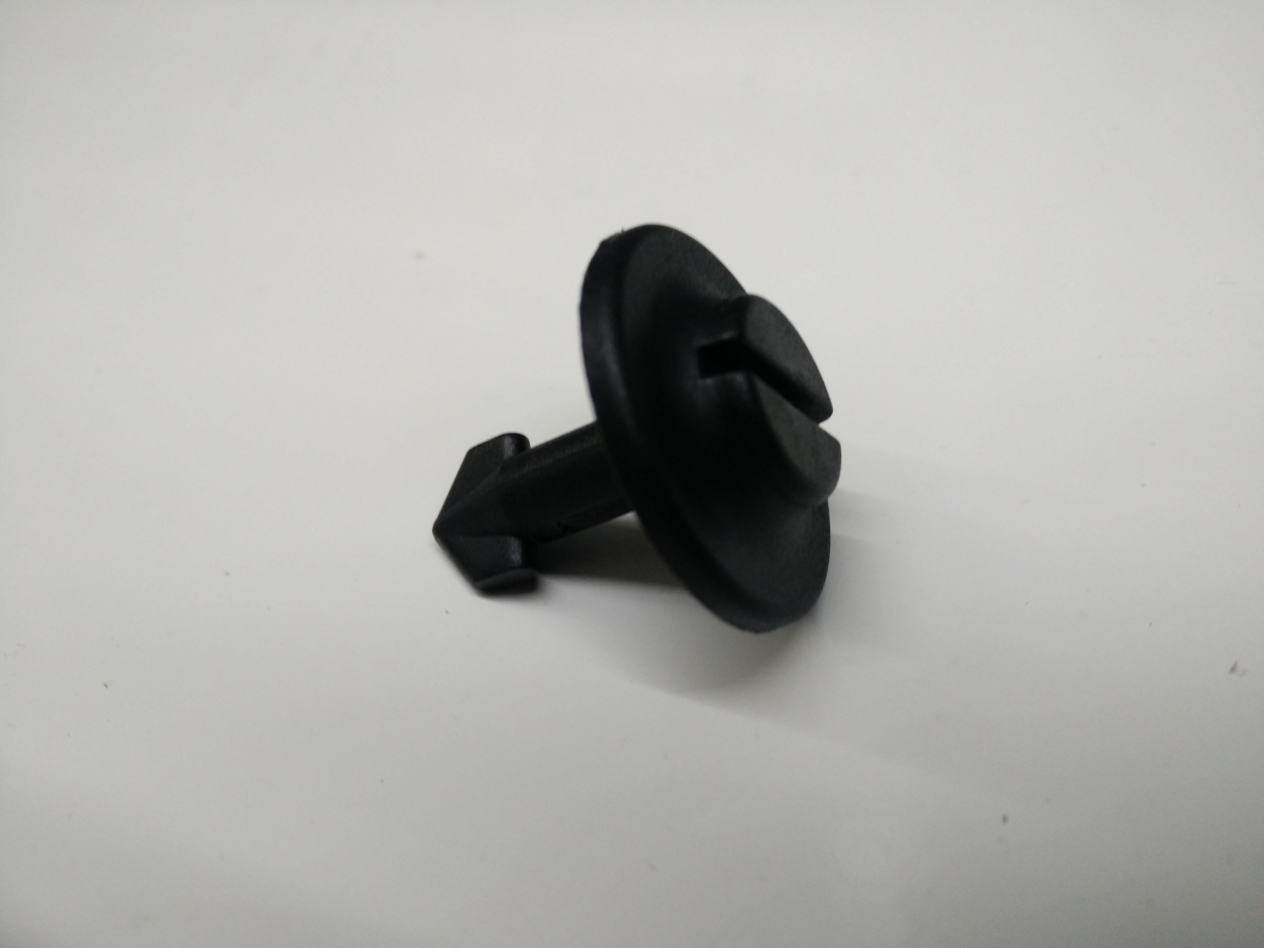 Fender Liner Pin 4A0-805-121-A - View 19